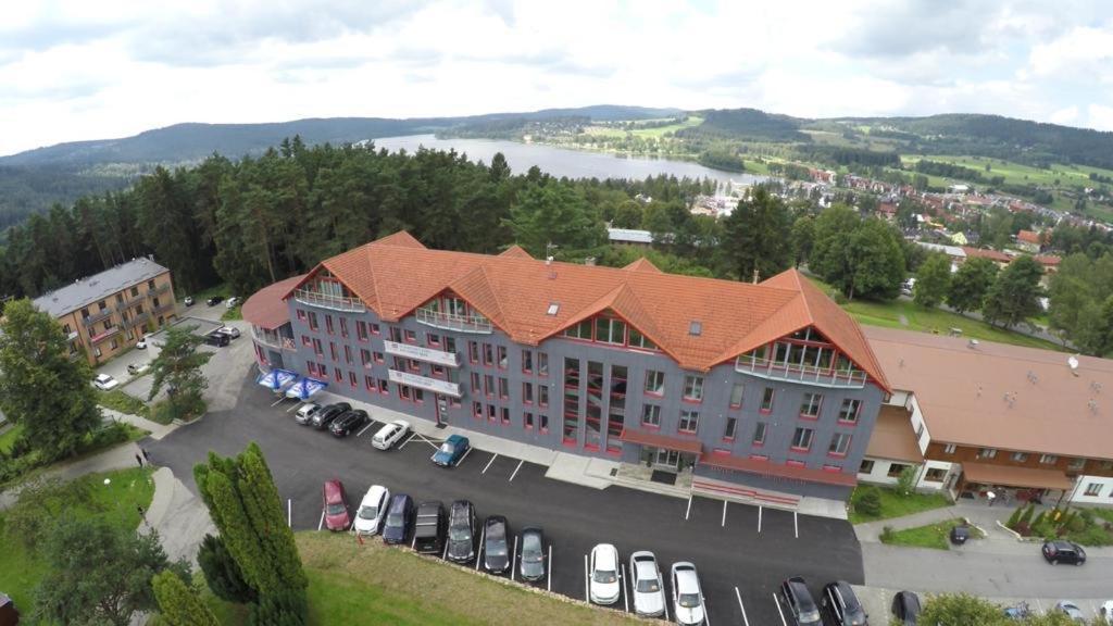 ליפנו נאד וויטאבו Hotel Bouczech מראה חיצוני תמונה
